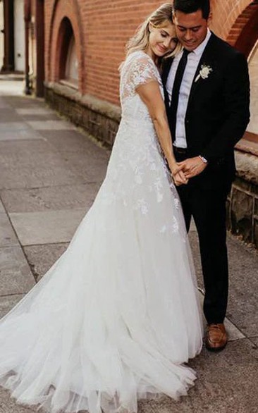 Lace Elegant Short sleeve A-line Tulle Wedding Dress with Low-v Back