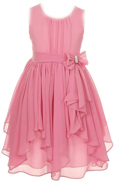 Sleeveless A-line Dress With Pleats and Bow