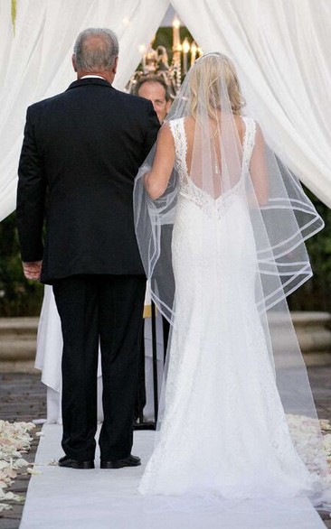 Sweep Length Simple Long Tulle Bridal Veil