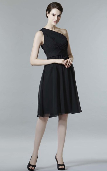 Knee-Length One-Shoulder Sleeveless Ruched Chiffon Bridesmaid Dress
