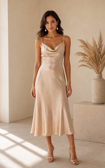 Vestido midi Charmeuse con cuello vuelto color champán