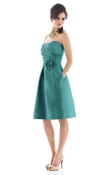 Sweetheart Short A-Line Brilliant Dress With Flower