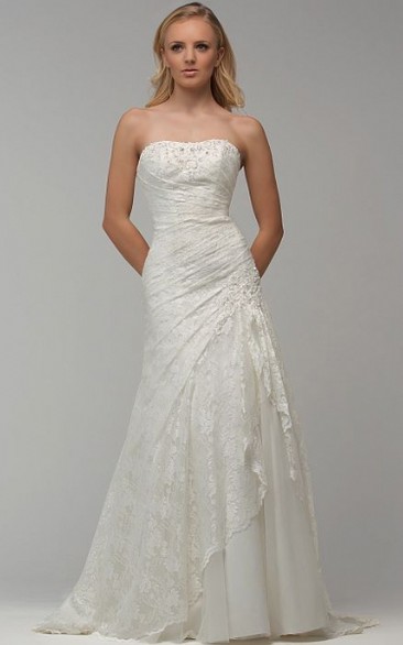 A-Line Appliqued Sleeveless Strapless Maxi Lace Wedding Dress With Side Draping And Beading