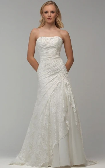 A-Line Appliqued Sleeveless Strapless Maxi Lace Wedding Dress With Side Draping And Beading