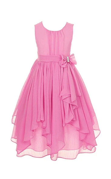 Sleeveless Scoop-neck Dress With Ruffles and Bow