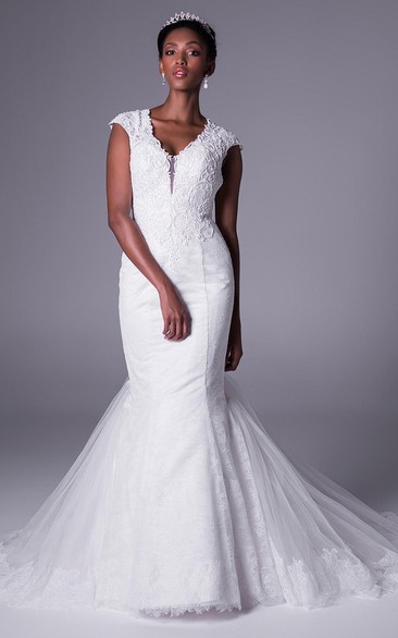 Mermaid Cap-Sleeve Appliqued V-Neck Floor-Length Lace Wedding Dress With Tiers