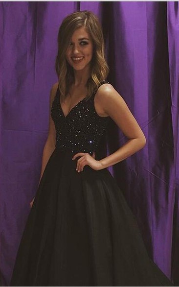 Sexy Black V-Neck Sleeveless Prom Dresses Beadings Sequins A-Line