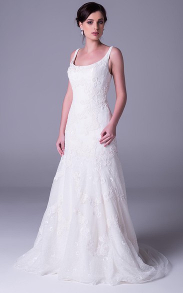 A-Line Strapped Floor-Length Sleeveless Appliqued Lace Wedding Dress