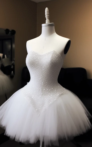 Sweetheart Short A-line Mini White Tulle Prom Dress with Beaded