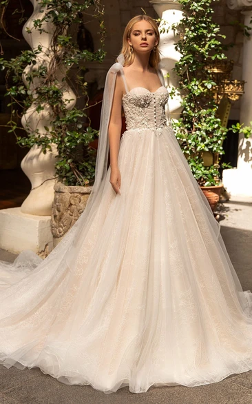 Elegant Ball Gown Sweetheart Floor-length Sleeveless Lace Wedding Dress with Appliques