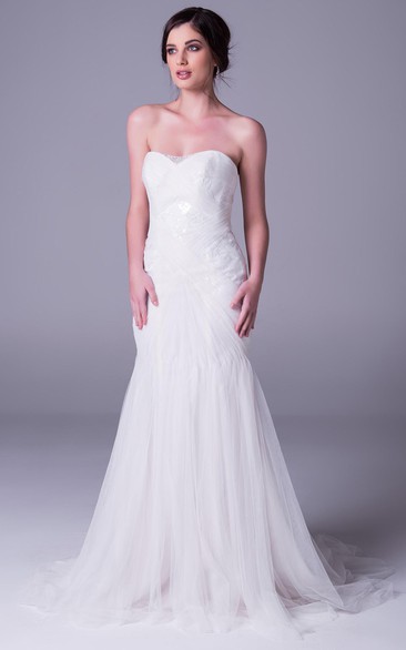 Mermaid Strapless Tulle Wedding Dress With Ruching