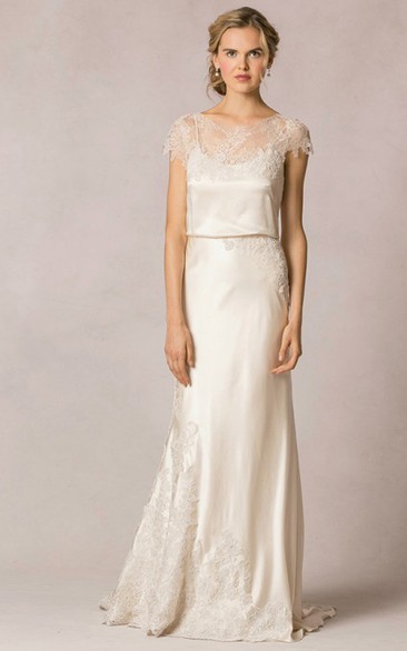 Sheath Scoop-Neck Short-Sleeve Long Appliqued Lace & Satin Vintage Wedding Dress