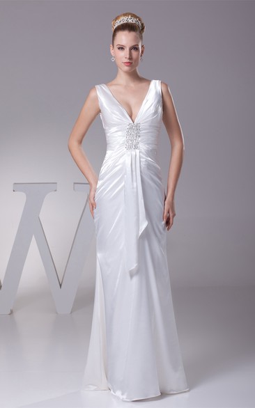 Plunged Sheath Central-Ruched Corset Back and Dress With Ribbon