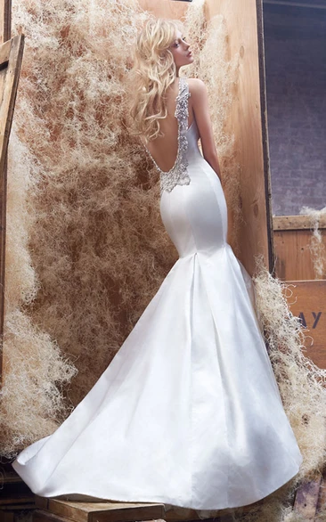 Magnificent V-Neck Satin Mermaid Gown With Beaded Applique Embellishment