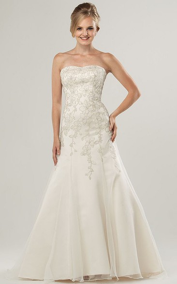 A-Line Maxi Strapless Sleeveless Beaded Stretched Satin Wedding Dress