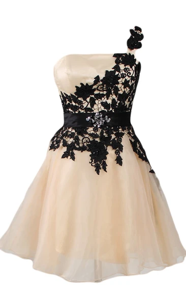 One-shoulder A-line Short Dress With Lace Appliques