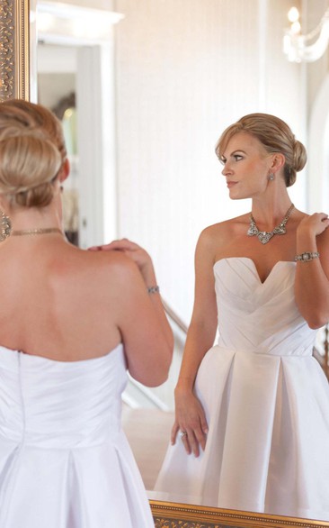 Notched Neckline Taffeta Dress With Pleats and Tulle Embellishment