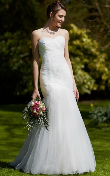 Sweetheart Floor-Length Ruched Tulle Wedding Dress With Brush Train And Lace Up