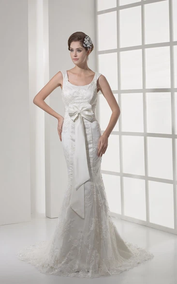 Sleeveless Column Appliqued Dress With Ribbon and Beading