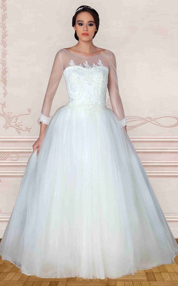 Maxi Scoop Long-Sleeve Appliqued Tulle Wedding Dress With Sweep Train And Illusion