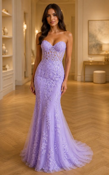Tulle Prom Dress in Lavender, Strapless, Sweetheart Mermaid Sweep Train Gown with Lace and Appliques