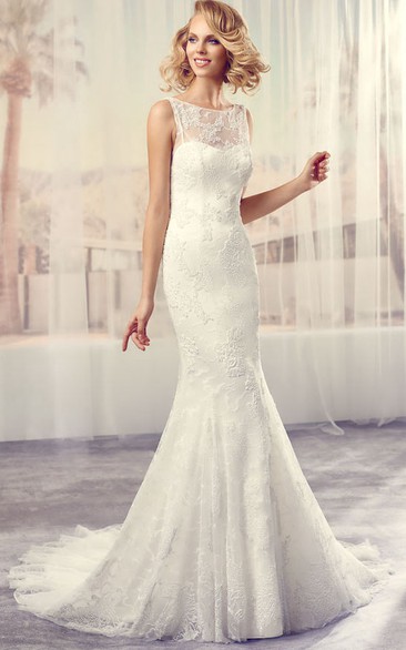 Long Scoop Appliqued Lace Wedding Dress With Court Train And Illusion