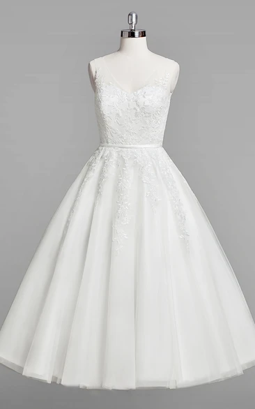 V-Neck Sleeveless A-Line Lace Tea-Length Short Wedding Dress