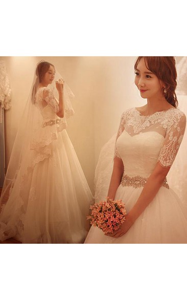 Elegant Half-Sleeve Tulle Lace Vintage Wedding Dresses A-Line With Crystal
