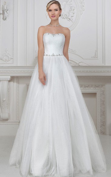 A-Line Strapless Beaded Sleeveless Maxi Tulle Wedding Dress With Ruching