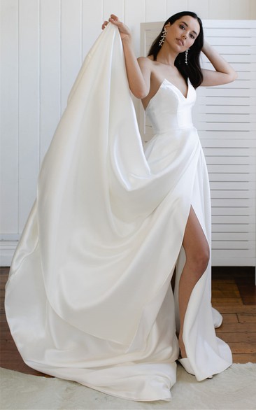 Sexy Sweetheart A Line Wedding Dress with Pockets and Train