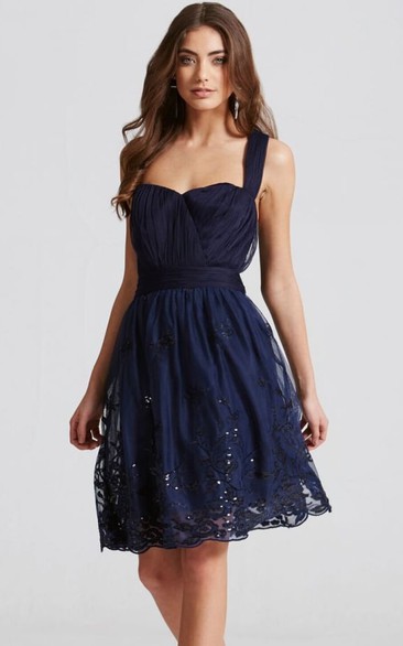 Short Strapped Sleeveless Appliqued Tulle Bridesmaid Dress With Ruching