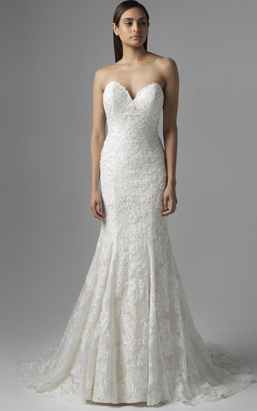 Mermaid Sleeveless Floor-Length Sweetheart Appliqued Lace Wedding Dress With Pleats And Backless Style
