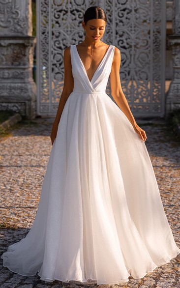 Simple and Elegant Wedding Dress V-neck Chiffon Wedding Dress 