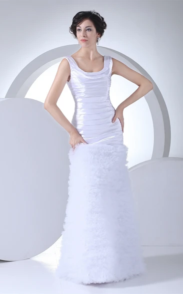 Square-Neck Sheath Sleeveless Ruffled Skirt and Dress With Ruching