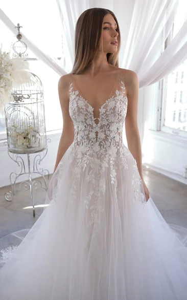 Ethereal V-neck Sleeveless Tulle Applique Pleated Ball Gown Backless Wedding Dress