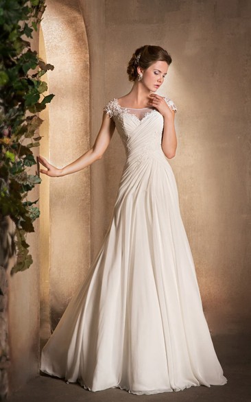Scoop-Neck Cap-Sleeve Chiffon Dress With Ruching And Appliques