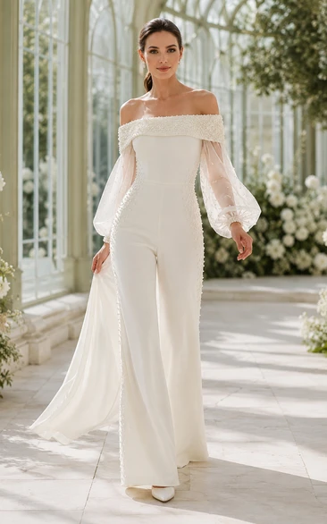 Combinaison de mariage à épaules dénudées et manches bouffantes avec drapé latéral