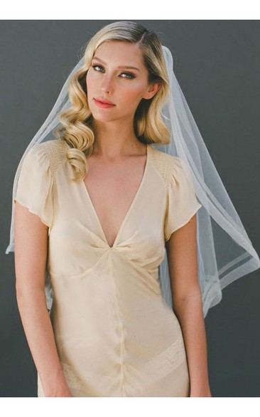 Retro Simple White Single Layer Wedding Veil