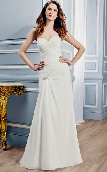 Sheath Sweetheart Chiffon Wedding Dress With Criss Cross And Zipper