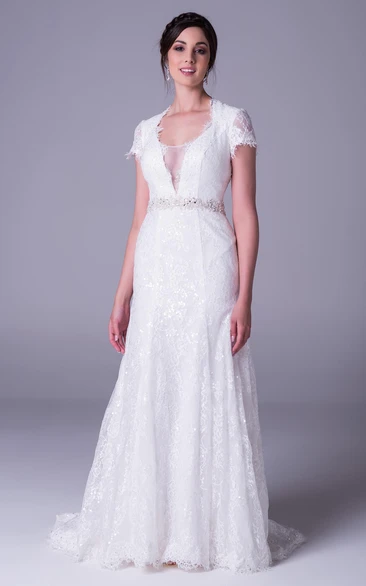 Sheath Short-Sleeve Scoop-Neck Lace Wedding Dress With Waist Jewellery And Keyhole