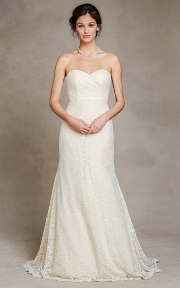 Long Sweetheart Sleeveless Lace Wedding Dress