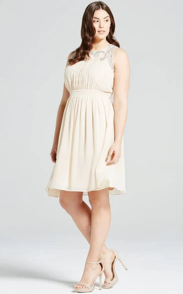 Short Ruched Scoop Neck Sleeveless Chiffon Bridesmaid Dress With Beading