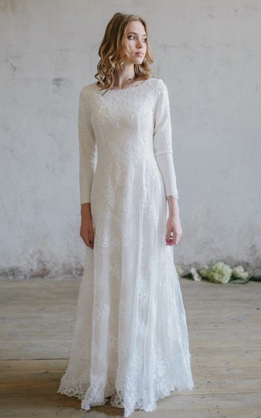Elegant Lace Scoop Neckline 3/4 Sleeve Wedding Dress