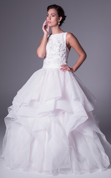 Ball Gown Draped Bateau-Neck Floor-Length Sleeveless Tulle Wedding Dress With Appliques