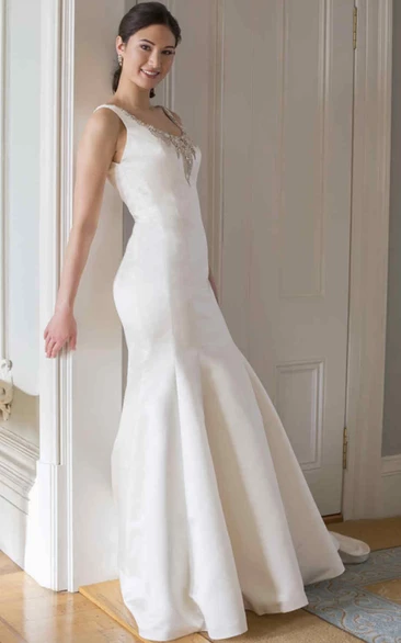 Sheath Sleeveless Beaded V-Neck Long Stretched Satin Wedding Dress