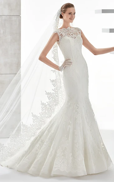 Scalloped-Neck Mermaid Sheath Lace Wedding Dress With Illusive Design And Brush Train