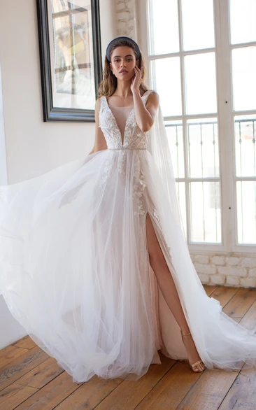 Scoop-neck Sleeveless Empire Tulle Front Split Lace Applique Deep-v Back Beach Wedding Dress