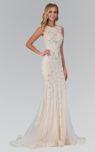 Sheath Long Jewel-Neck Sleeveless Tulle Dress With Beading And Appliques