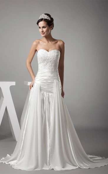 Sweetheart Sheath Ruched Appliques and Dress With Pleats