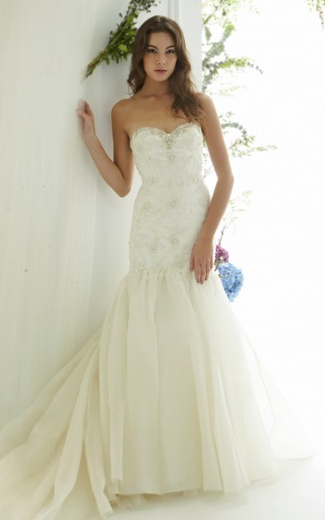 Mermaid Beaded Sweetheart Sleeveless Tulle Wedding Dress With Court Train